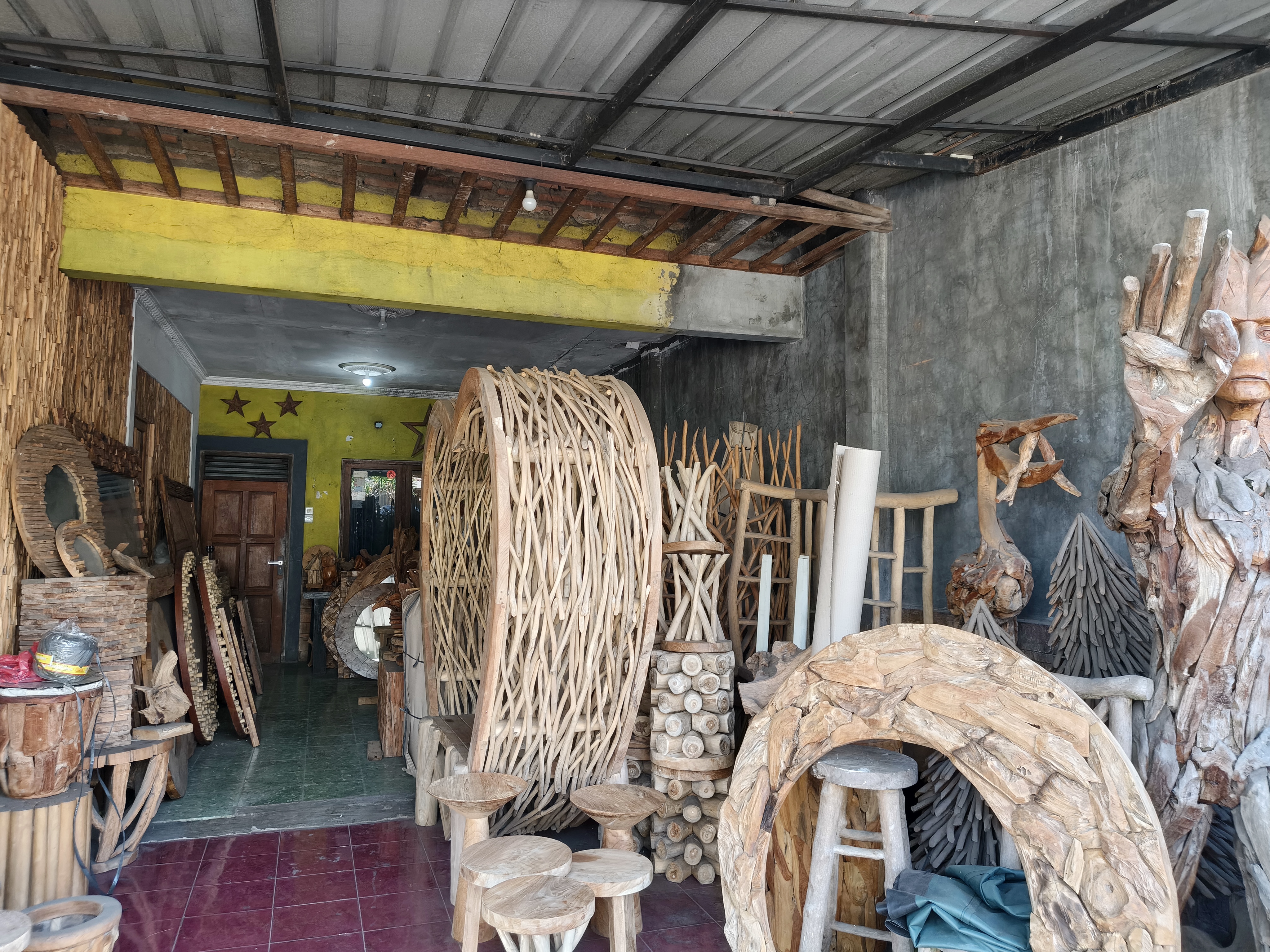 Aero Jati Showroom